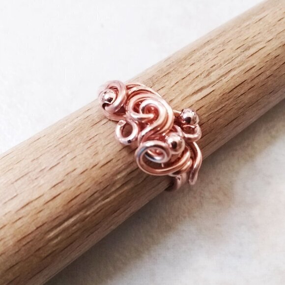 Stunning & One-of-a-kind Copper Wire Ring - Size 6.75-7 - Girly Swirly & Curly! - Picture 5 of 11